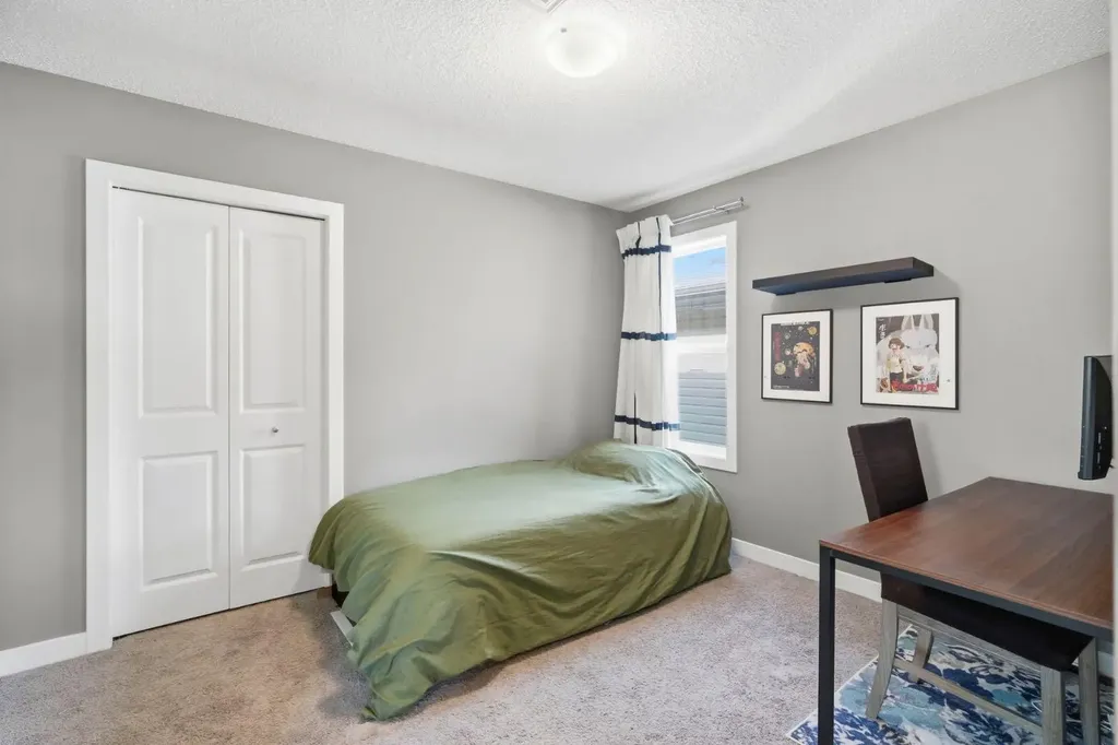 98 Panton Way NW Calgary AB T3K0X2