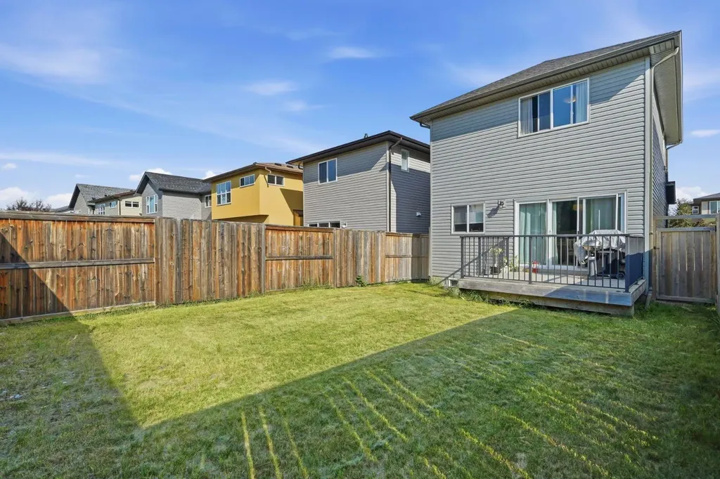 98 Panton Way NW Calgary AB T3K0X2