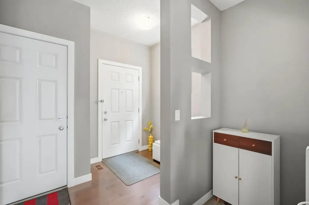 98 Panton Way NW Calgary AB T3K0X2