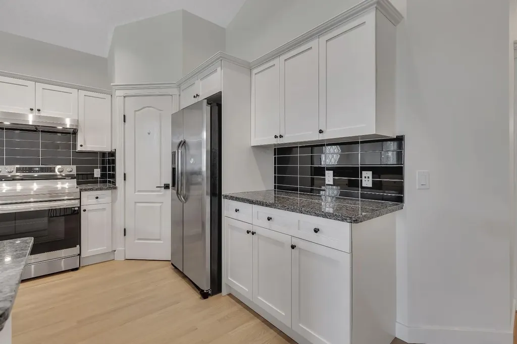 694 Panorama Hills Drive NW Calgary AB T3E 8G8