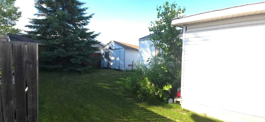 149 Clausen Crescent Fort Mcmurray AB T9K 2H8
