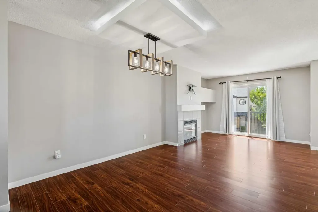 409 Copperpond Landing SE Calgary AB T2Z1G9