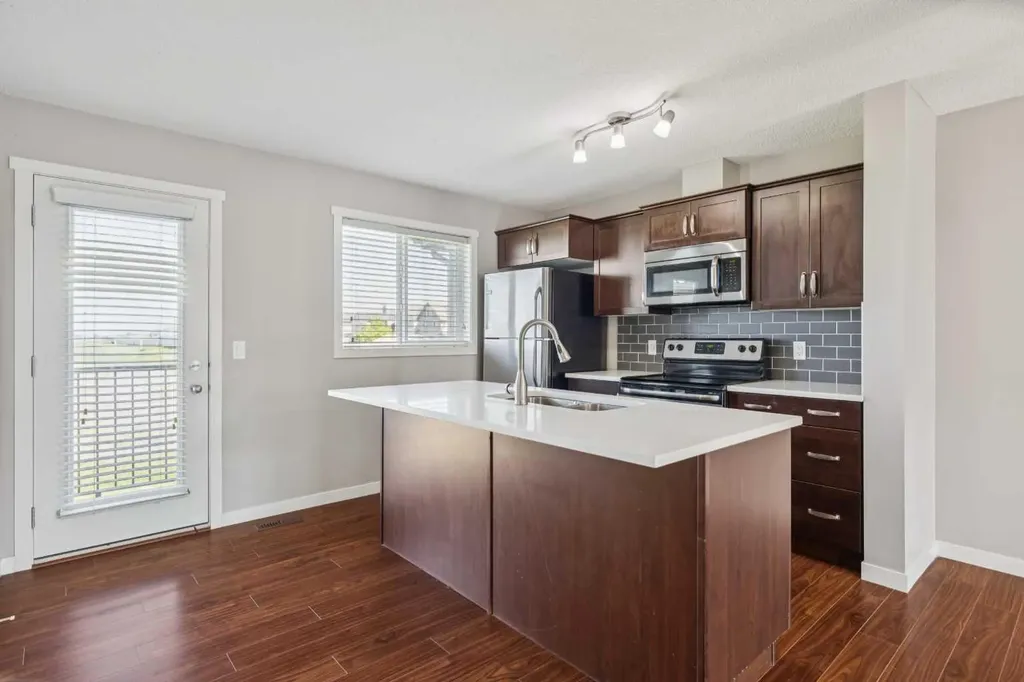 409 Copperpond Landing SE Calgary AB T2Z1G9