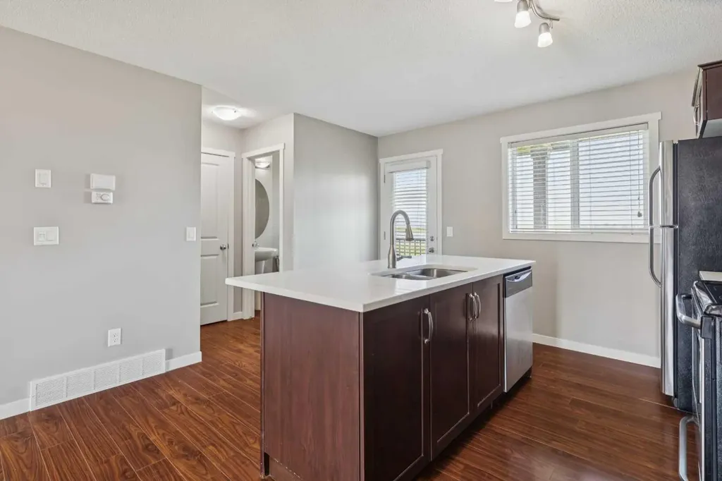 409 Copperpond Landing SE Calgary AB T2Z1G9