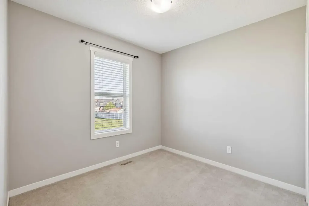 409 Copperpond Landing SE Calgary AB T2Z1G9
