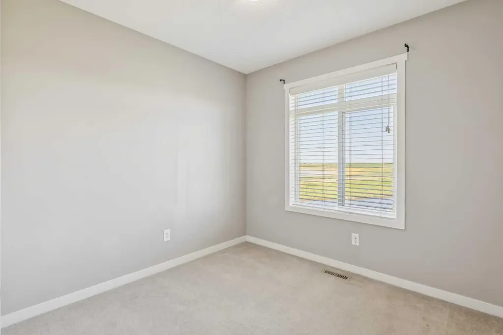 409 Copperpond Landing SE Calgary AB T2Z1G9