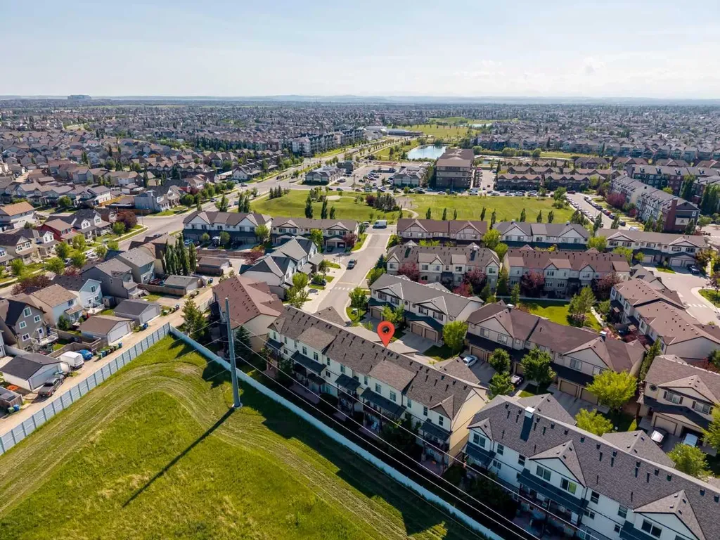 409 Copperpond Landing SE Calgary AB T2Z1G9