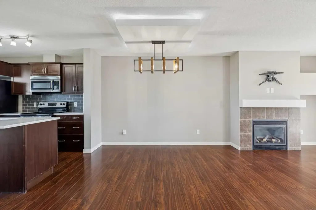 409 Copperpond Landing SE Calgary AB T2Z1G9