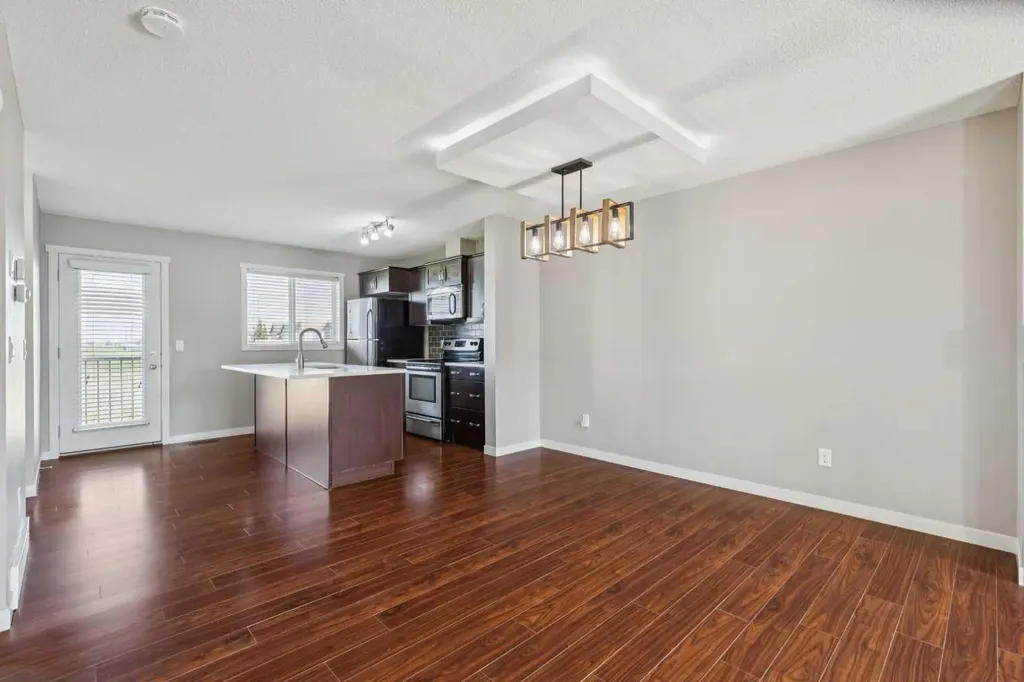 409 Copperpond Landing SE Calgary AB T2Z1G9