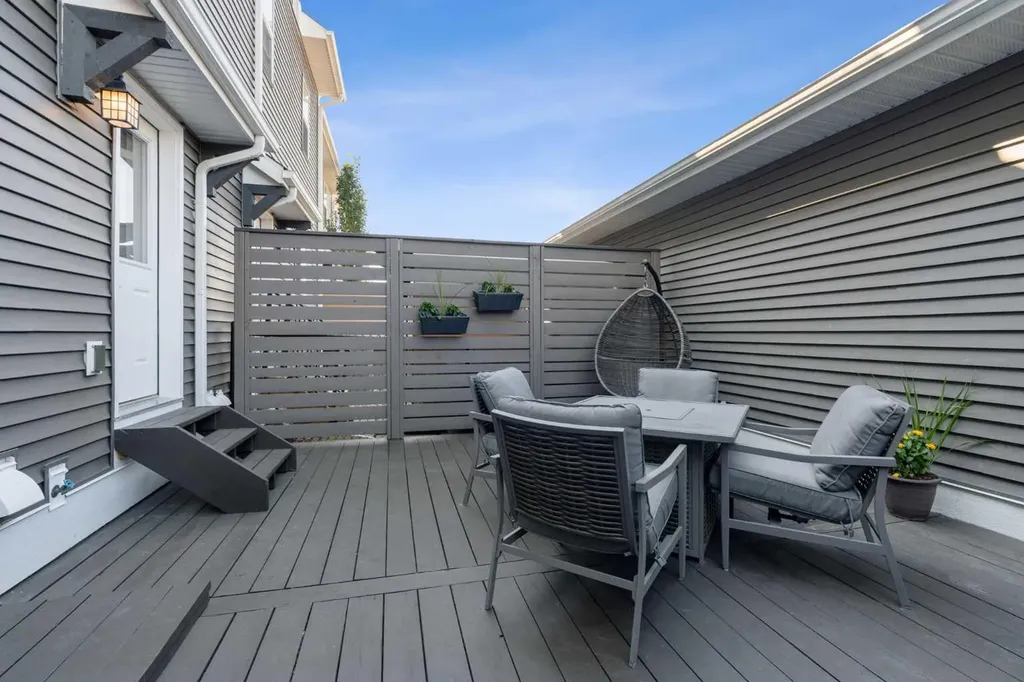 152 South Point Court SW Airdrie AB T4B 4K9