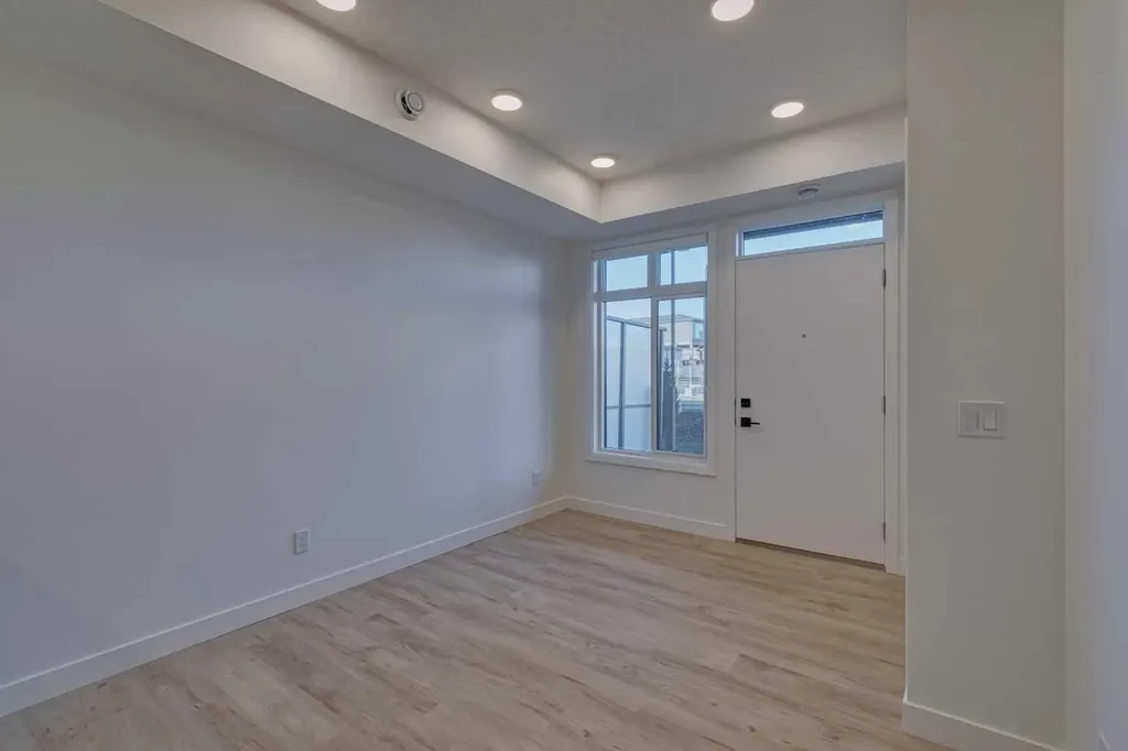10 Sage Meadows Landing NW Calgary AB T3P 2Z8