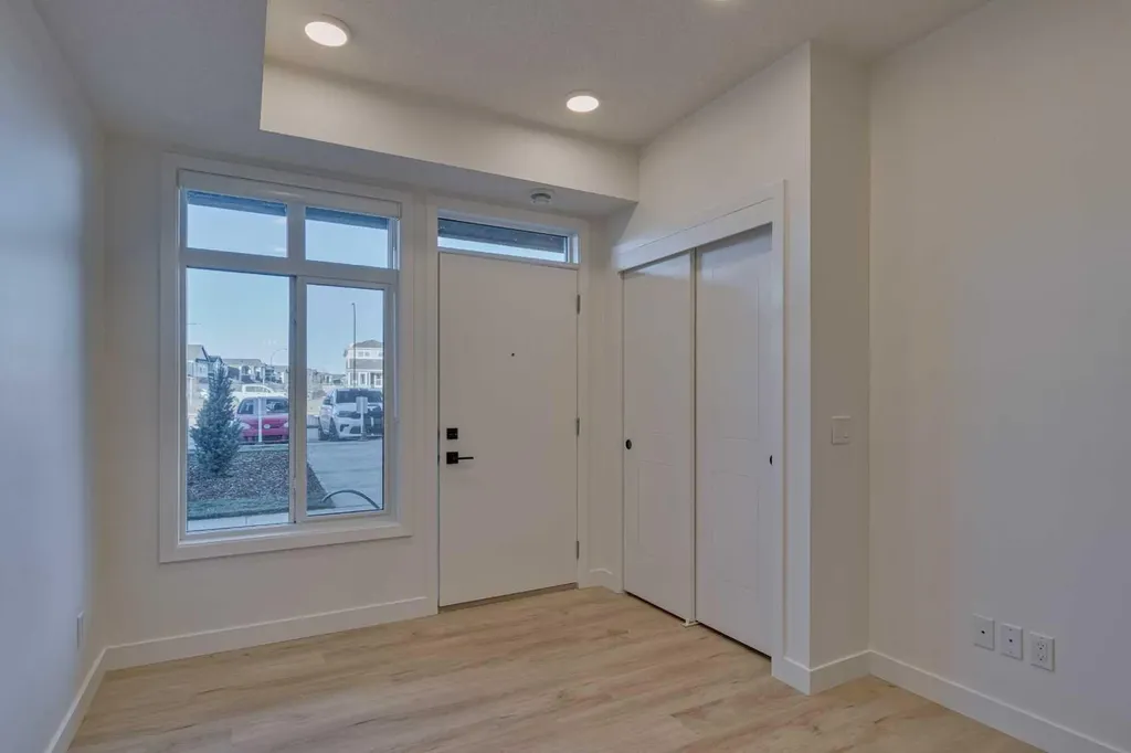 10 Sage Meadows Landing NW Calgary AB T3P 2Z8