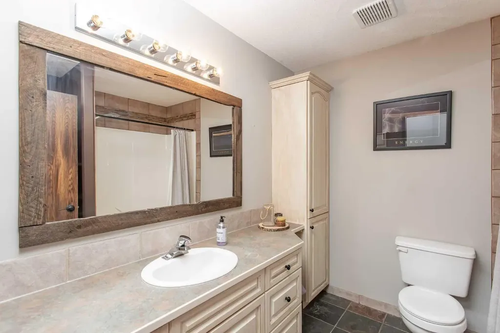 41104 Range Road 274 Rural Lacombe County AB T4L 2N1