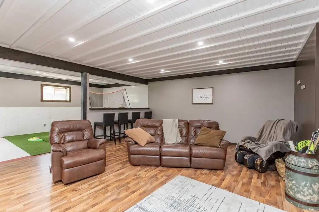 41104 Range Road 274 Rural Lacombe County AB T4L 2N1