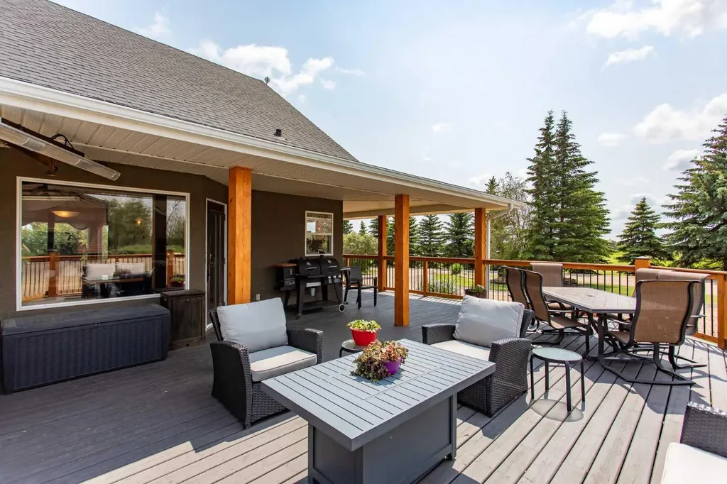 41104 Range Road 274 Rural Lacombe County AB T4L 2N1