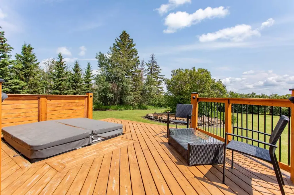 41104 Range Road 274 Rural Lacombe County AB T4L 2N1