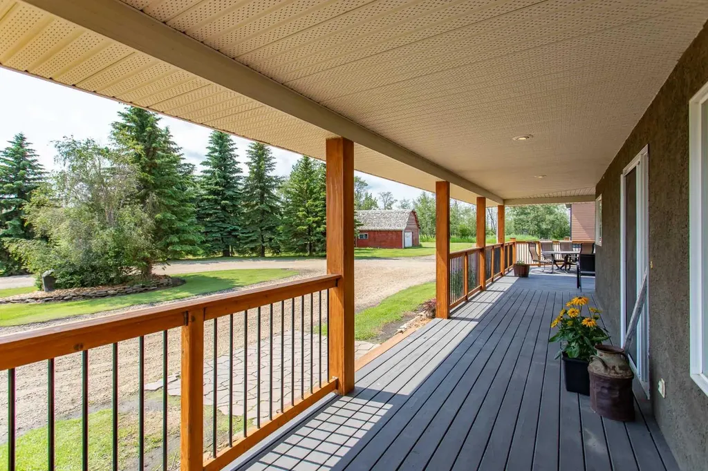 41104 Range Road 274 Rural Lacombe County AB T4L 2N1