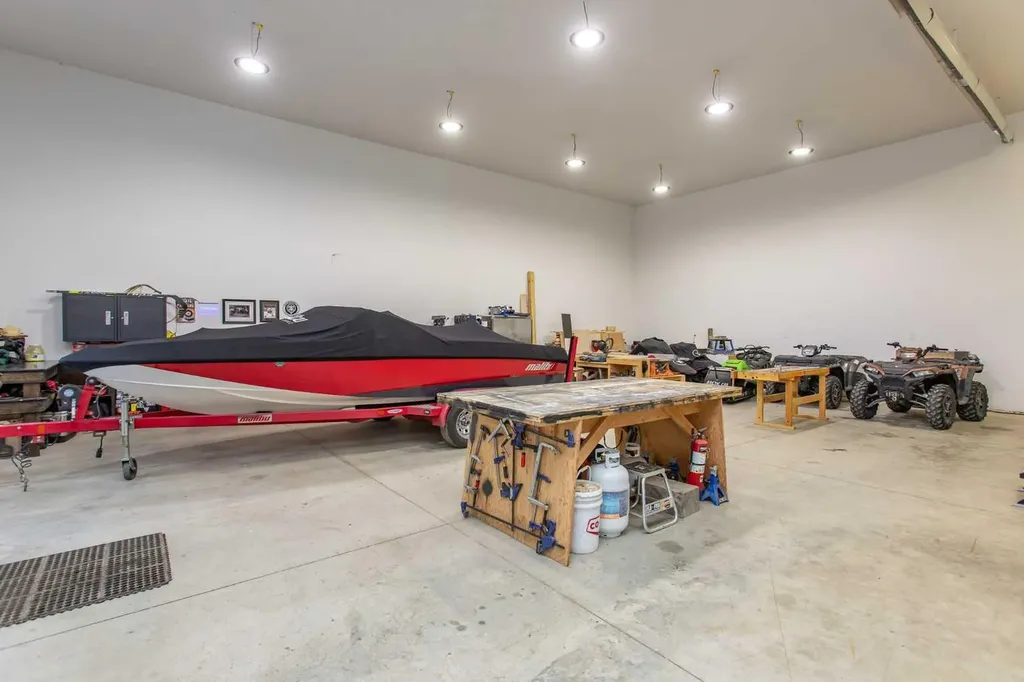 41104 Range Road 274 Rural Lacombe County AB T4L 2N1