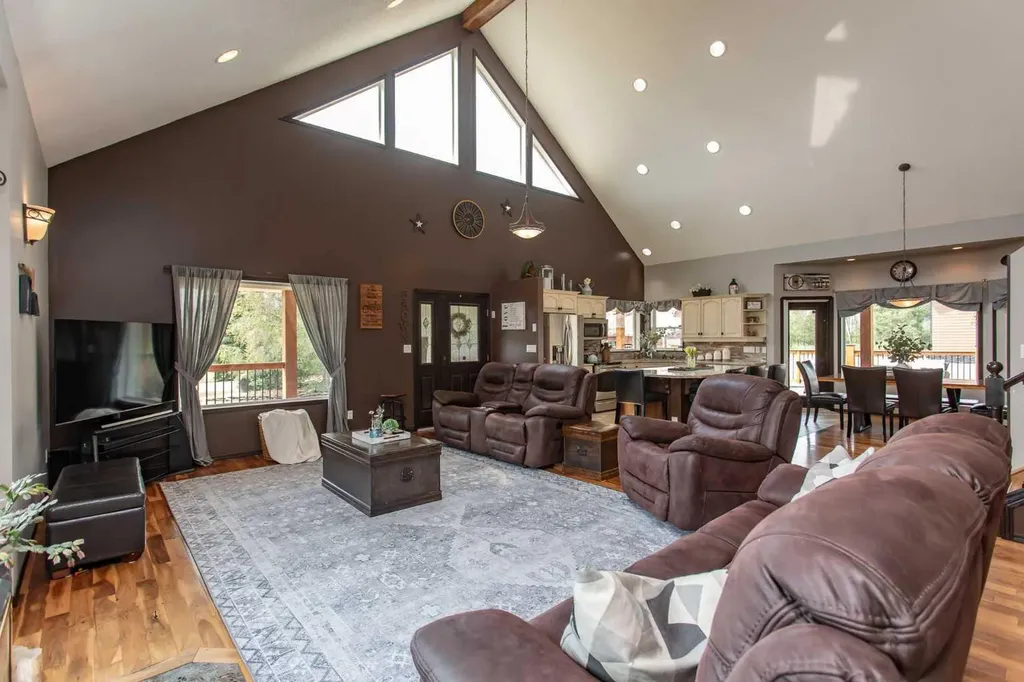 41104 Range Road 274 Rural Lacombe County AB T4L 2N1