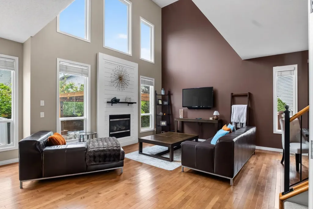 222 West Creek Mews Chestermere AB T1X1S1