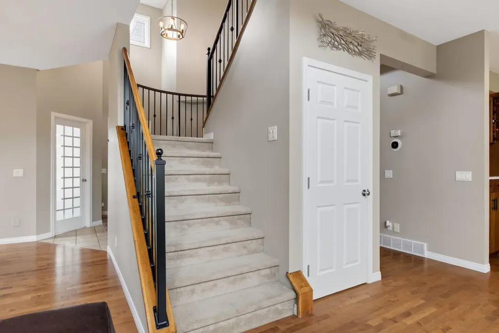 222 West Creek Mews Chestermere AB T1X1S1