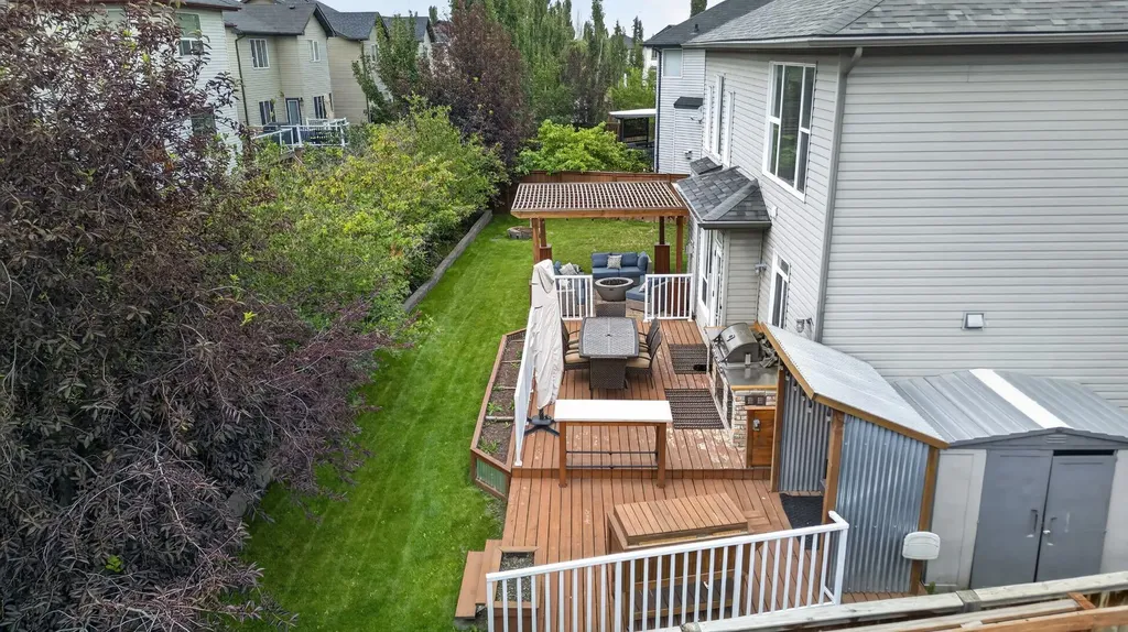 222 West Creek Mews Chestermere AB T1X1S1