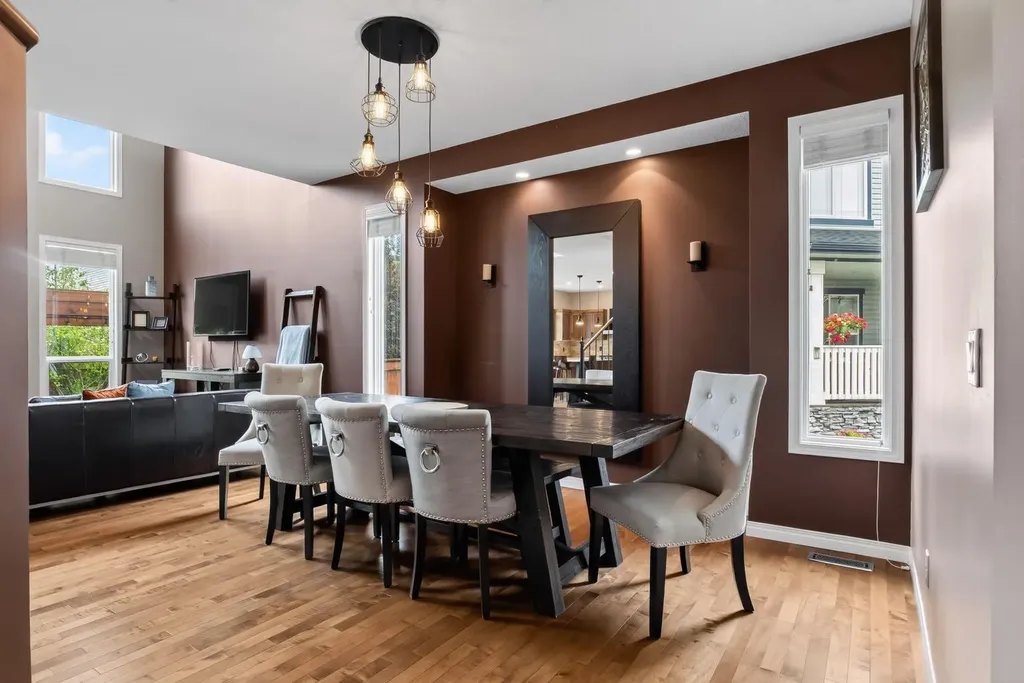222 West Creek Mews Chestermere AB T1X1S1