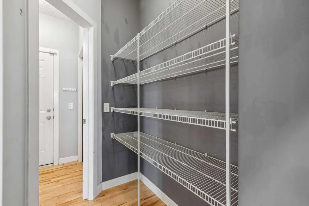 134 Aspen Stone Grove SW Calgary AB T3H 0H4