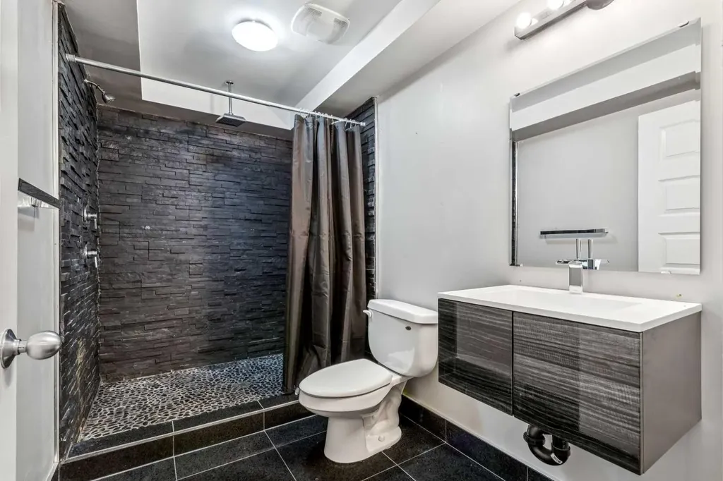 134 Aspen Stone Grove SW Calgary AB T3H 0H4