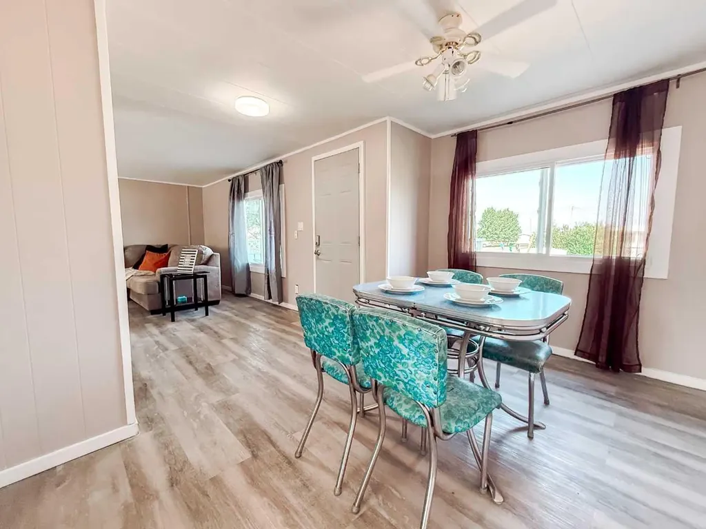 4540 48 Street Rycroft AB T0H 3A0