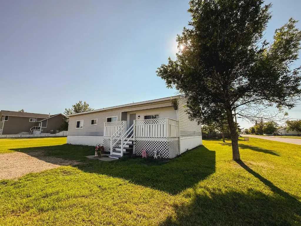 4540 48 Street Rycroft AB T0H 3A0