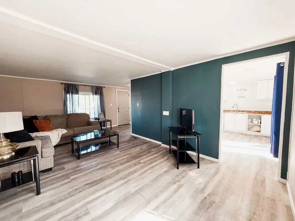 4540 48 Street Rycroft AB T0H 3A0