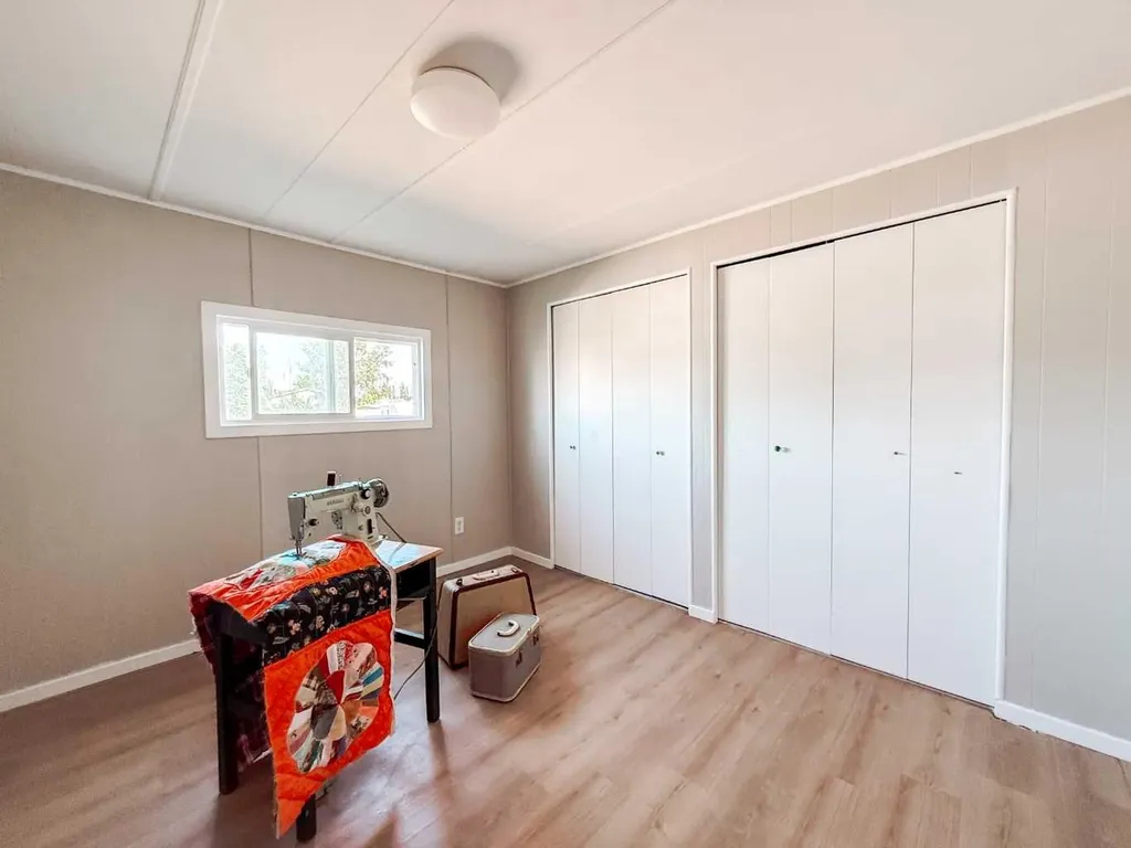 4540 48 Street Rycroft AB T0H 3A0
