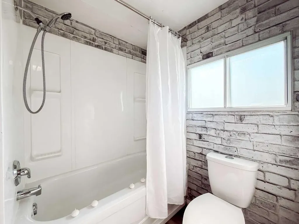 4540 48 Street Rycroft AB T0H 3A0