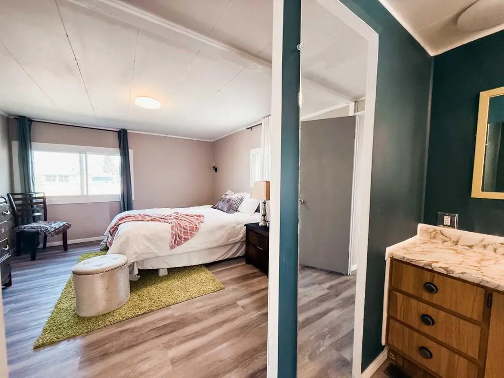 4540 48 Street Rycroft AB T0H 3A0