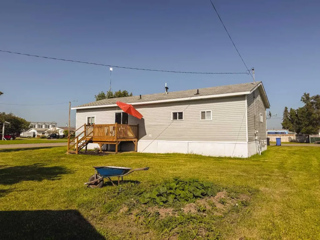 4540 48 Street Rycroft AB T0H 3A0
