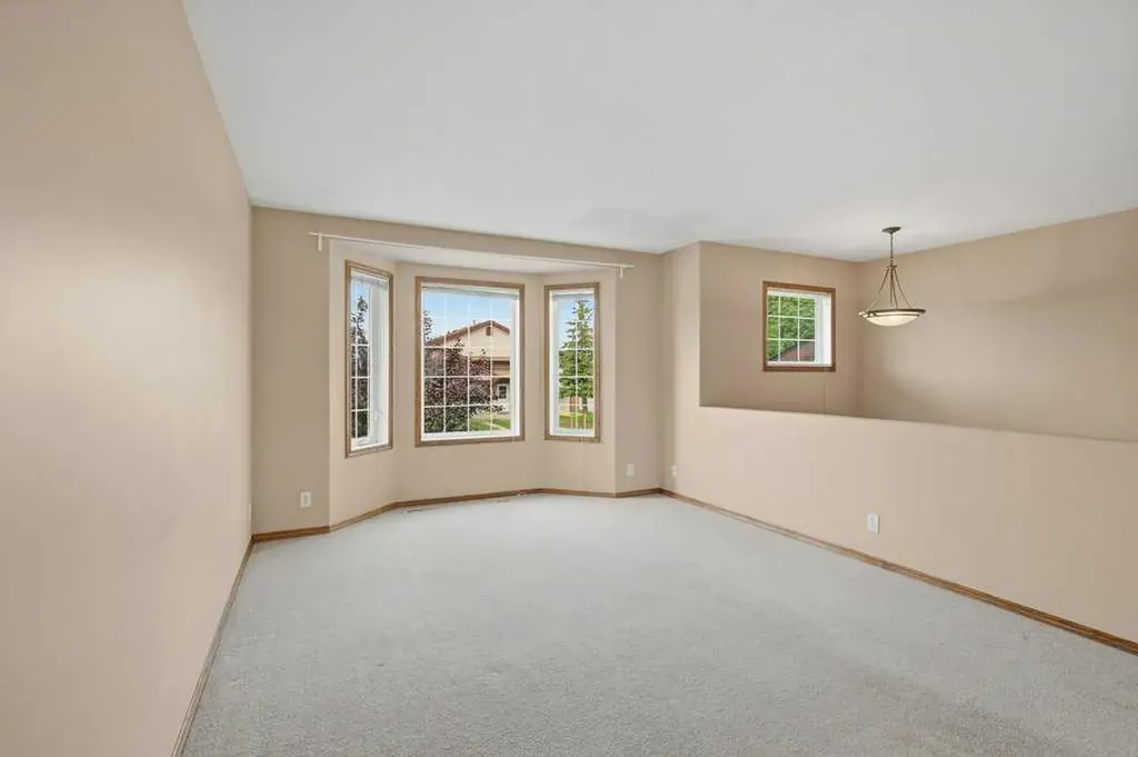 36 Keen Crescent Red Deer AB T4P 4B9