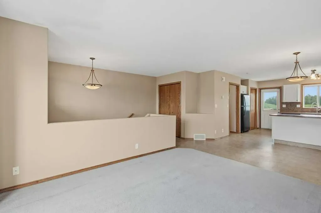 36 Keen Crescent Red Deer AB T4P 4B9