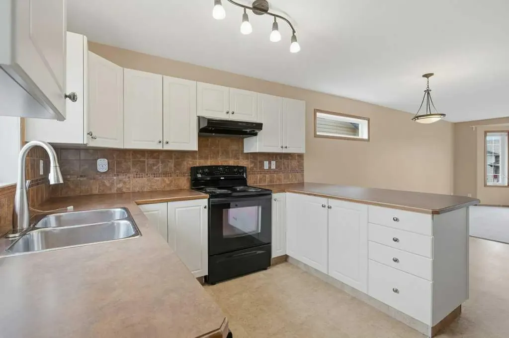 36 Keen Crescent Red Deer AB T4P 4B9
