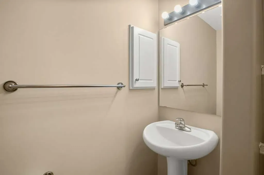 36 Keen Crescent Red Deer AB T4P 4B9