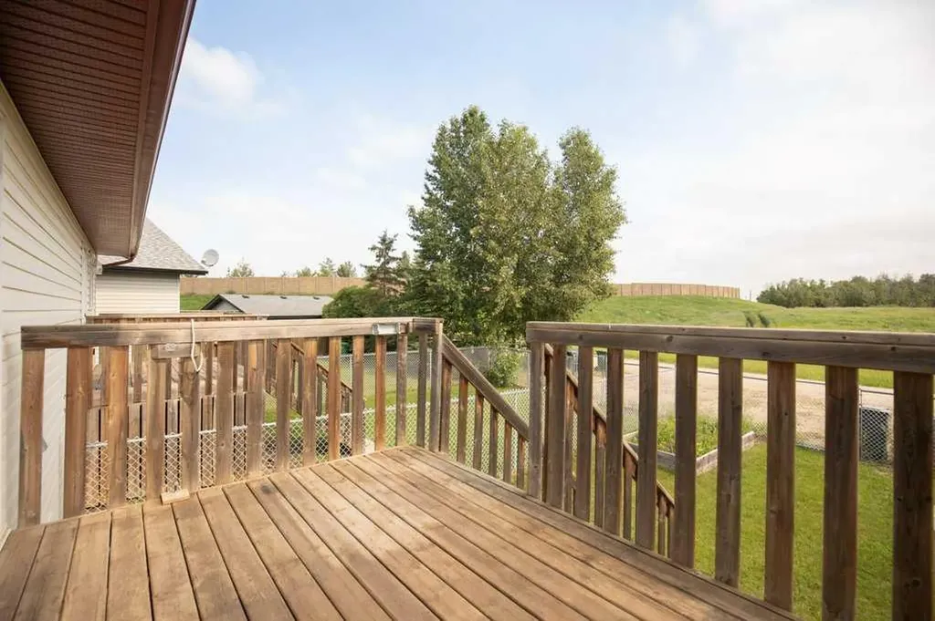 36 Keen Crescent Red Deer AB T4P 4B9