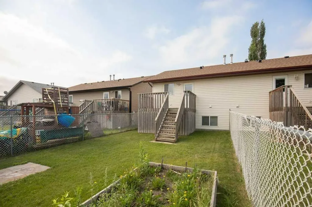 36 Keen Crescent Red Deer AB T4P 4B9