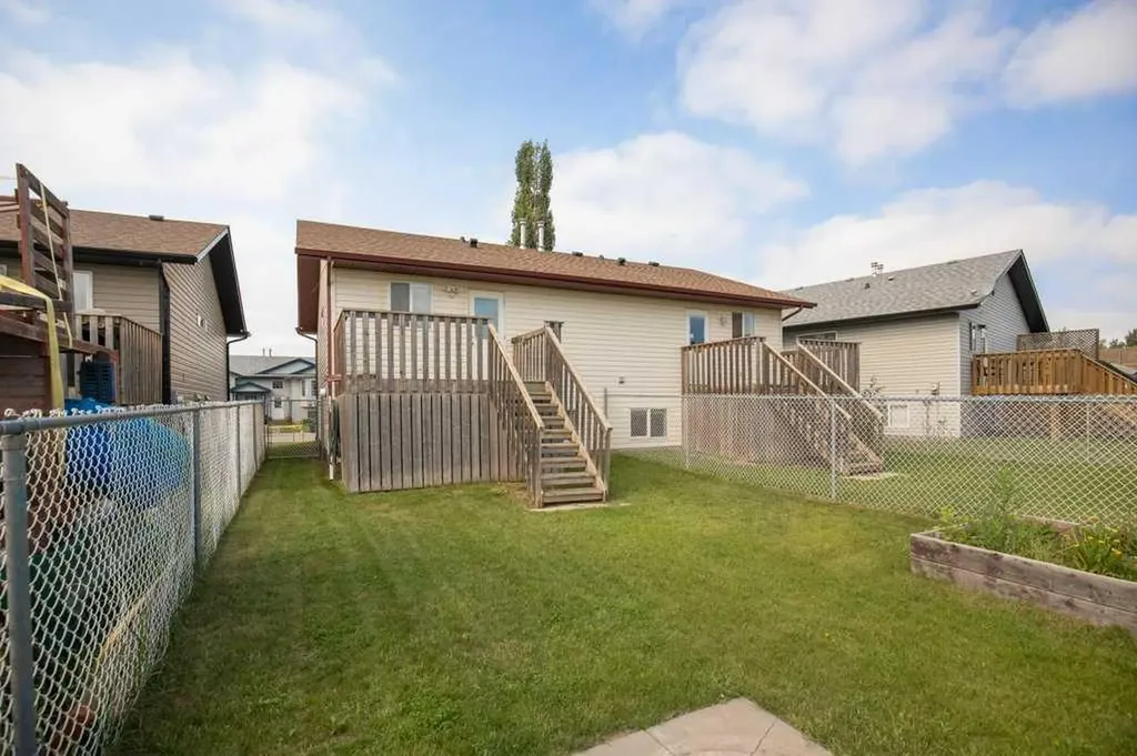 36 Keen Crescent Red Deer AB T4P 4B9