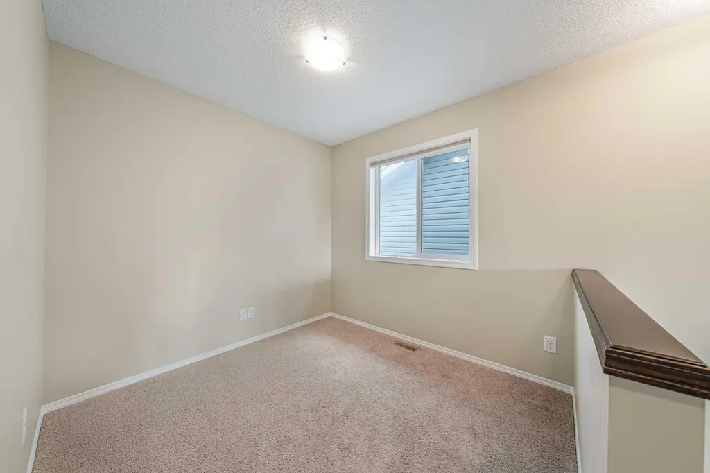 48 Panatella Common NW Calgary AB T3K 0T5