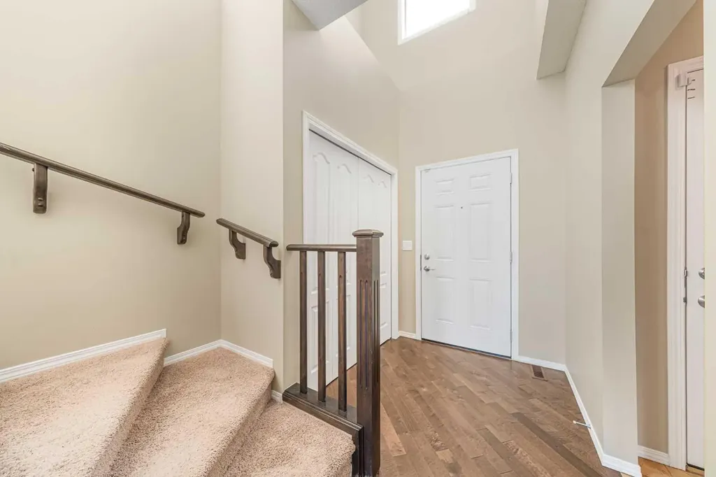 48 Panatella Common NW Calgary AB T3K 0T5