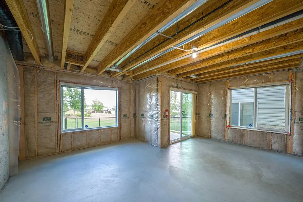 48 Panatella Common NW Calgary AB T3K 0T5