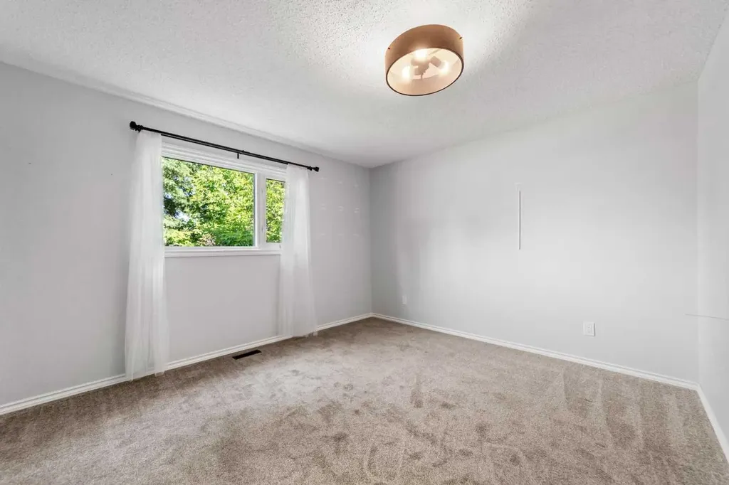 5209 51 Street Castor AB T0C 0X0