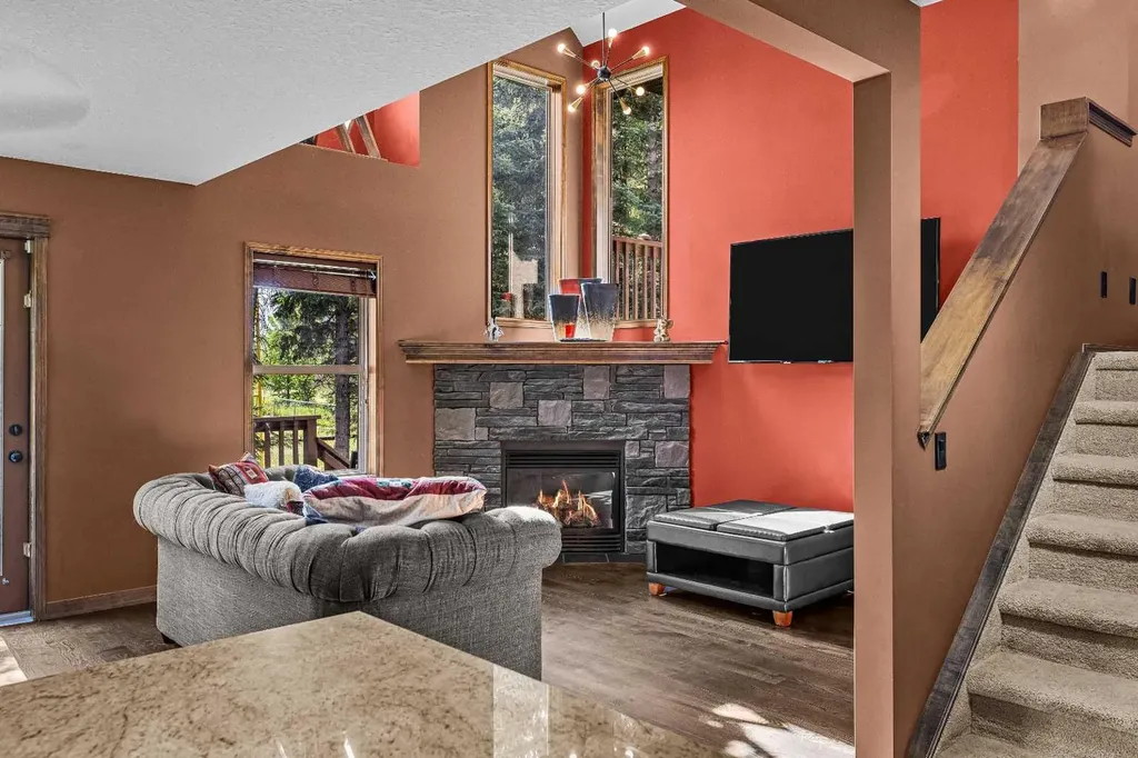 108 Armstrong Place Canmore AB T1W3L2