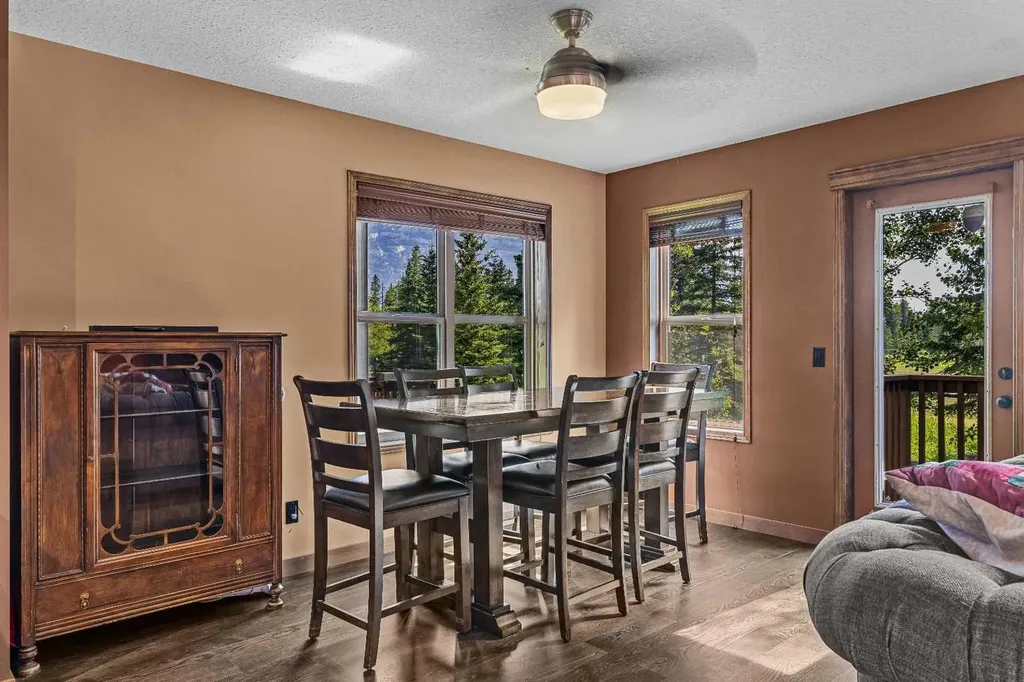108 Armstrong Place Canmore AB T1W3L2