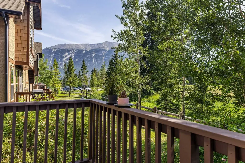 108 Armstrong Place Canmore AB T1W3L2